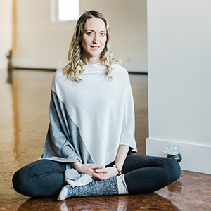 Amy Thiessen yoga-santosha-teacher