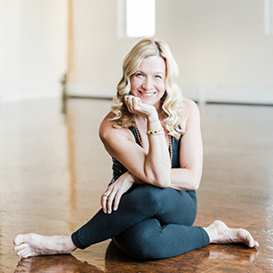 Tamara Terry yoga-santosha-teacher